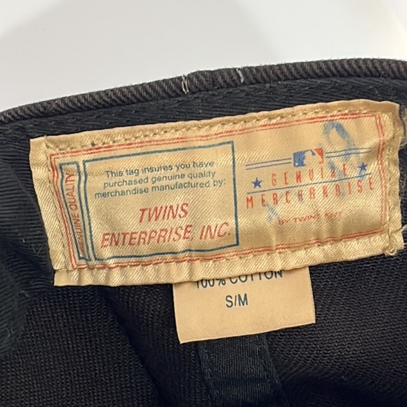 Youth small Kansas City Royals blue and black hat - Picture 4 of 4